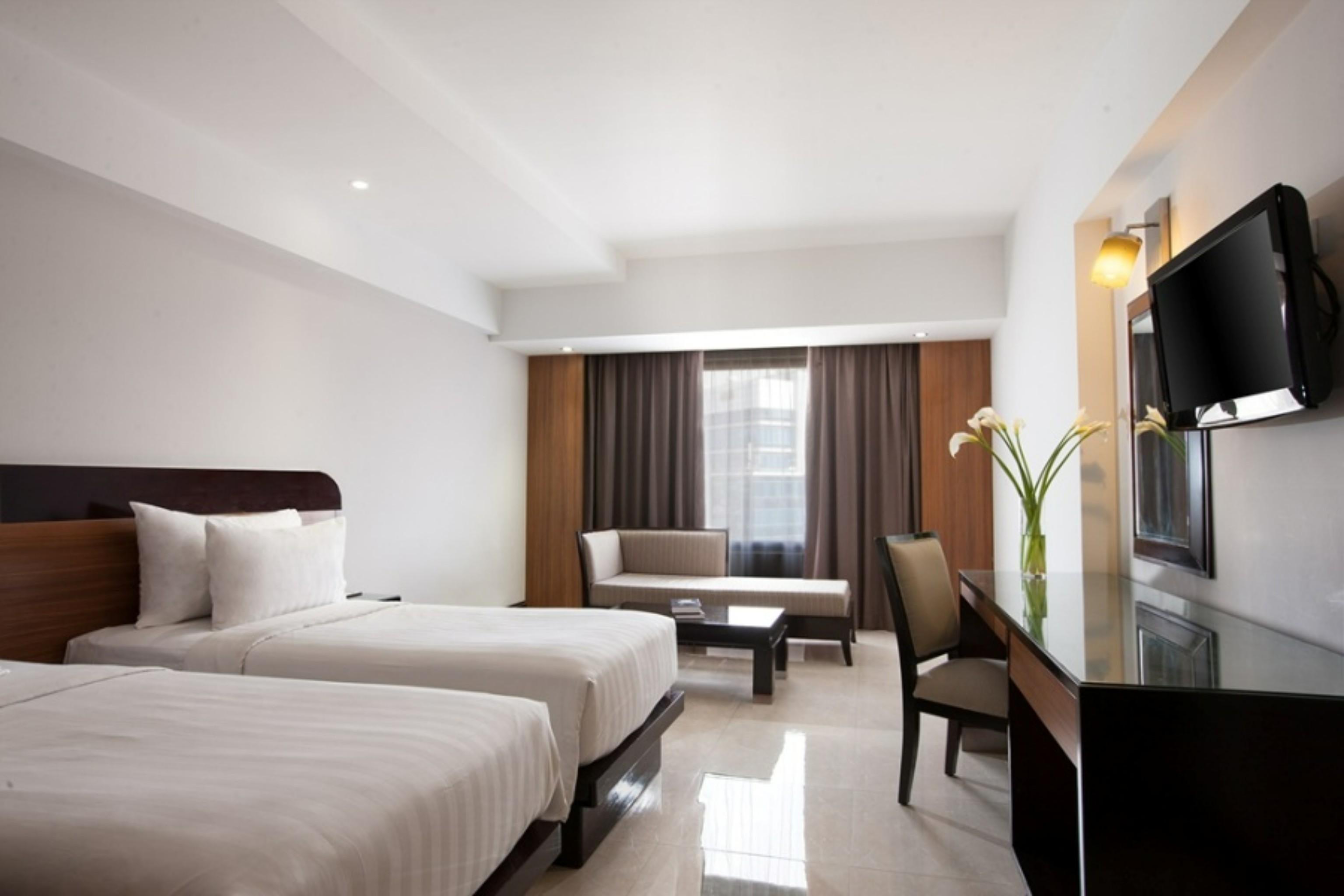 โฮเต็ลซานติก้า พรีเมียร์ เซมารัง Hotel เซอมารัง ภายนอก รูปภาพ